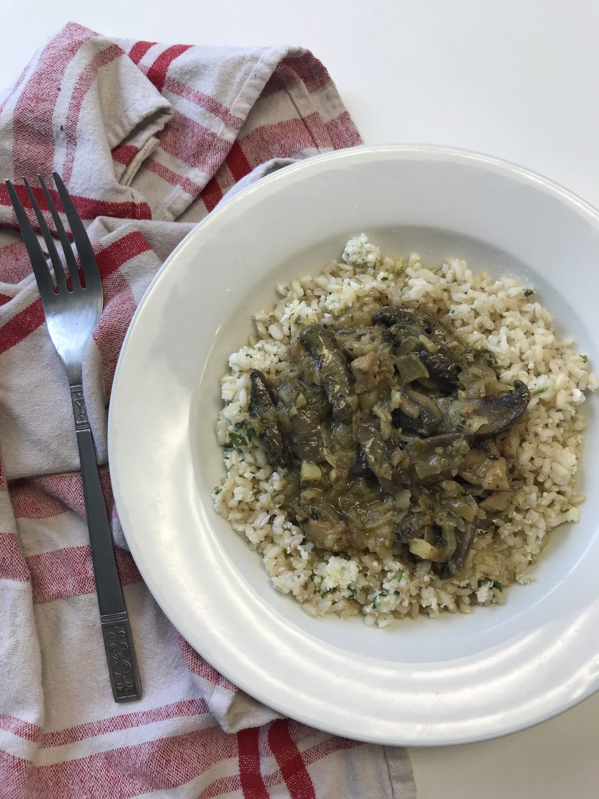 Creamy Winter Chicken with Mushrooms and Thyme