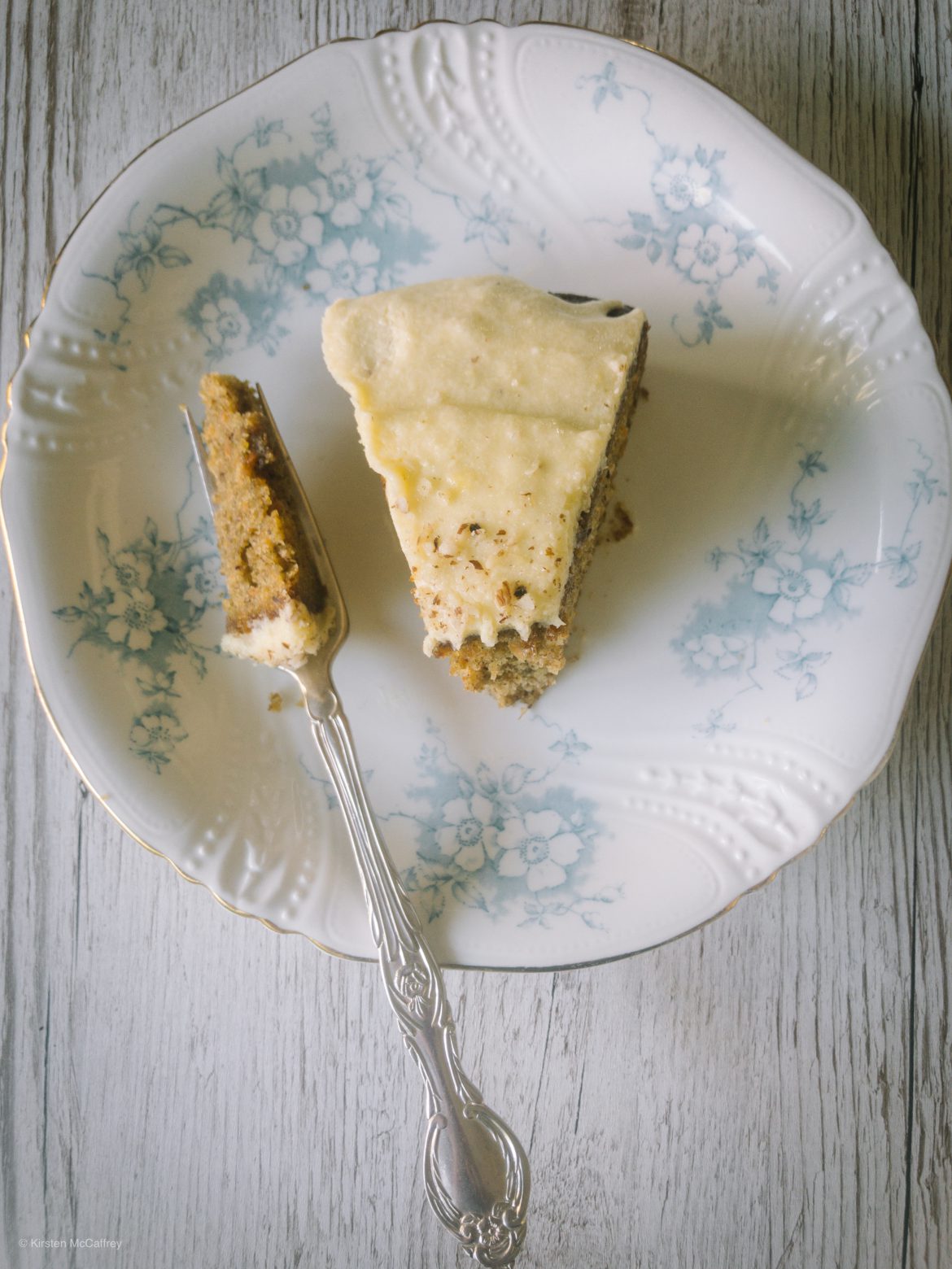 Carrot cake with hazelnuts and pineapple